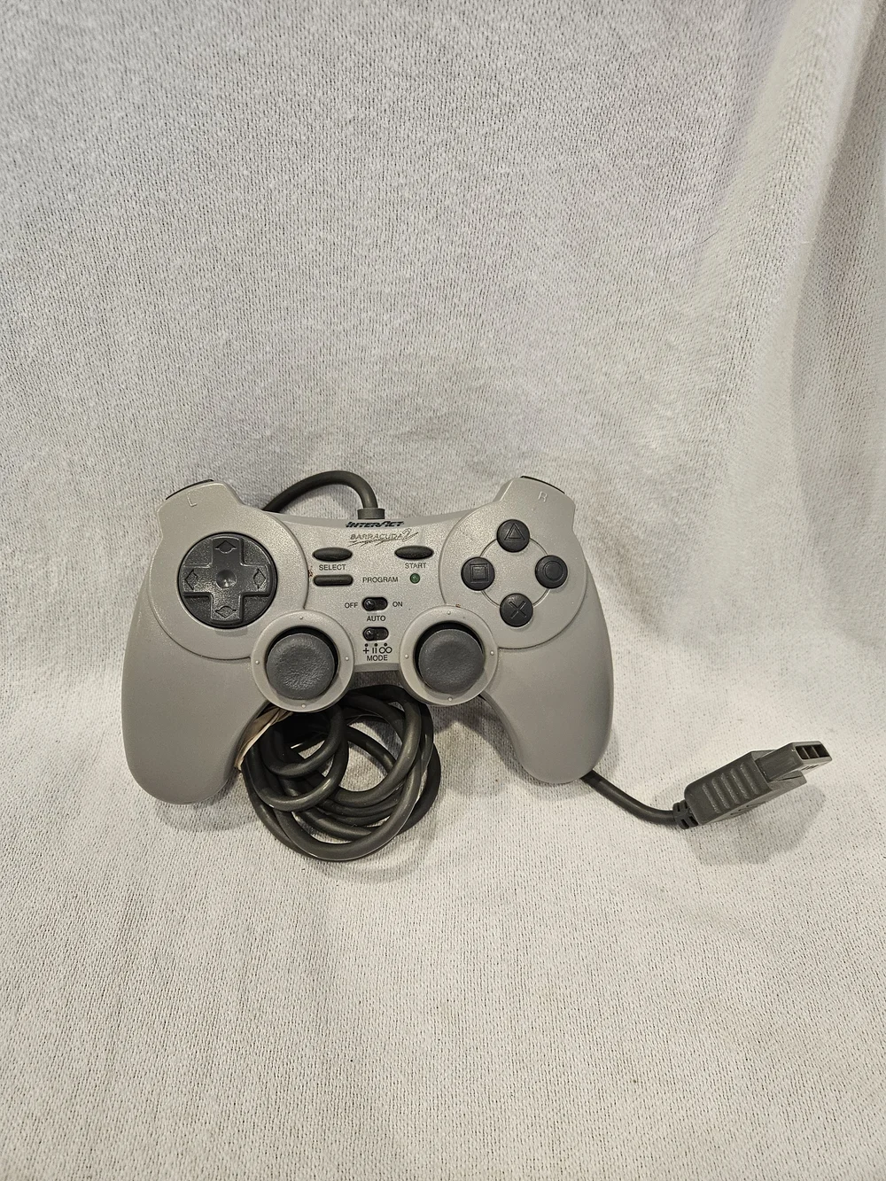 Interact Barracuda 2 SV-1133 Gray Wired PlayStation 1 Game Controller UnTested